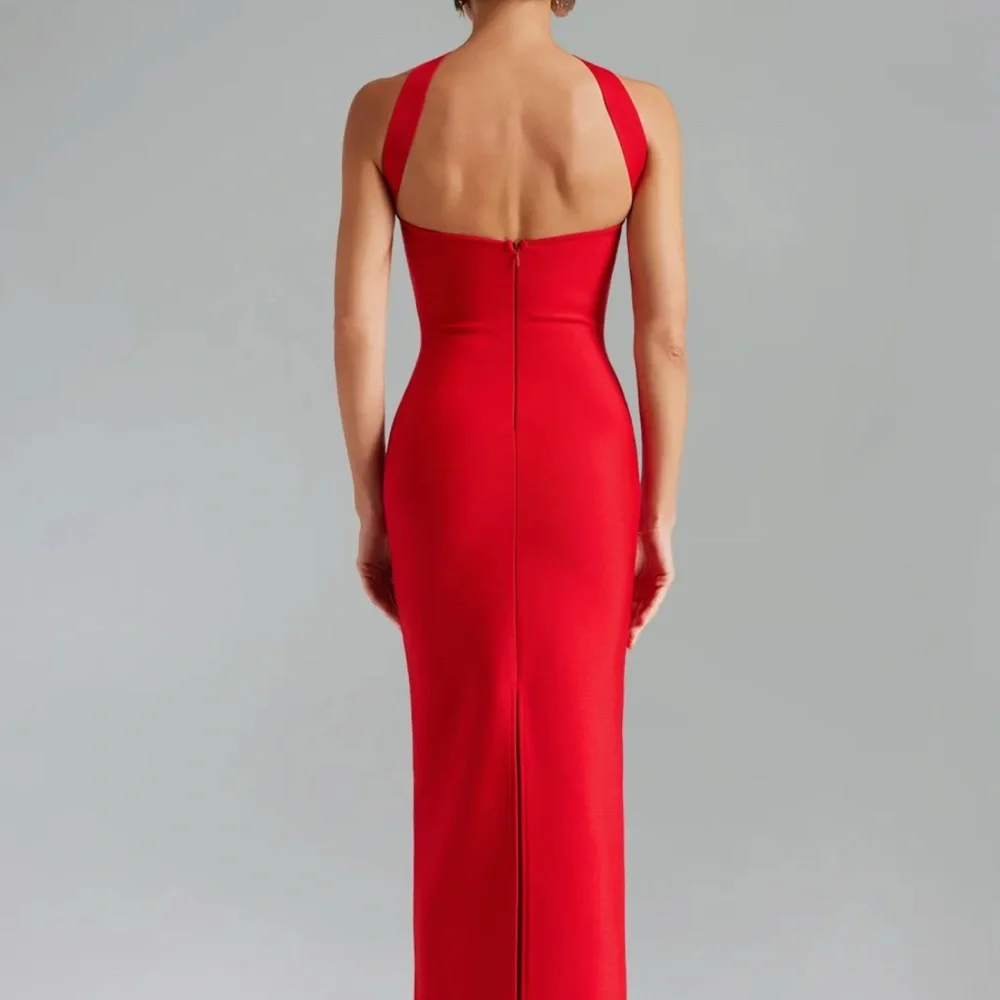 Bella Barnett Strapless Bodycon Dress - Picture 4 of 8